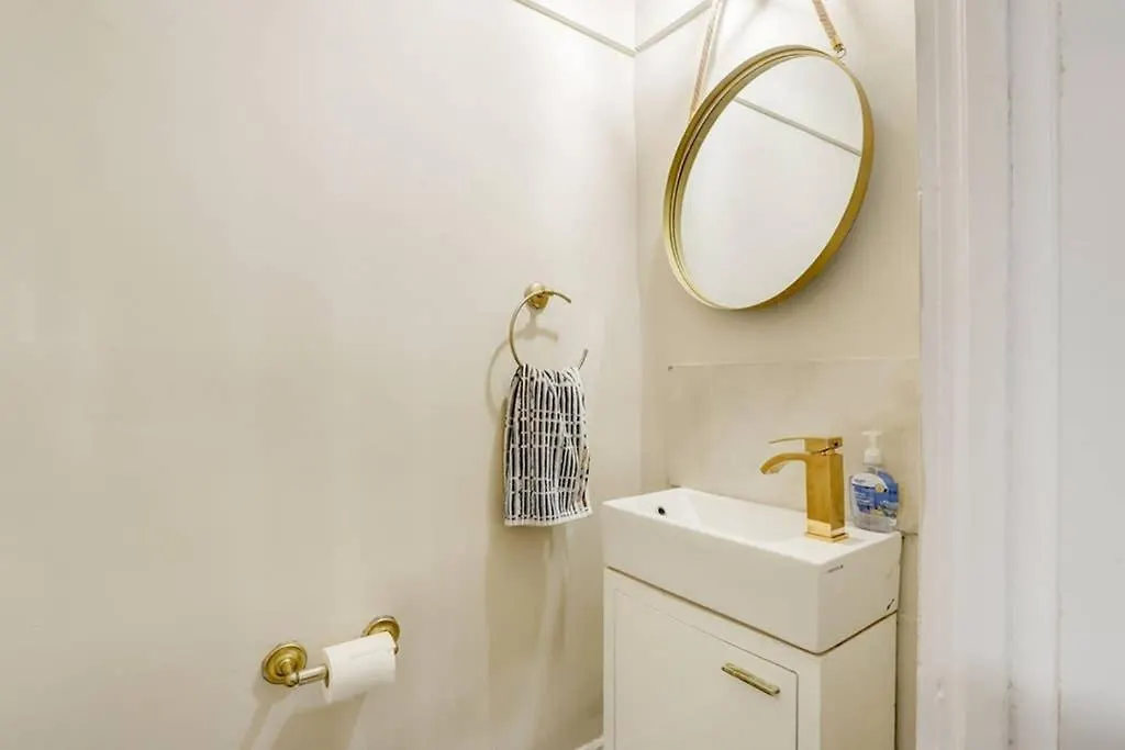Jstlikehome - Central Suite Ottawa 0*,